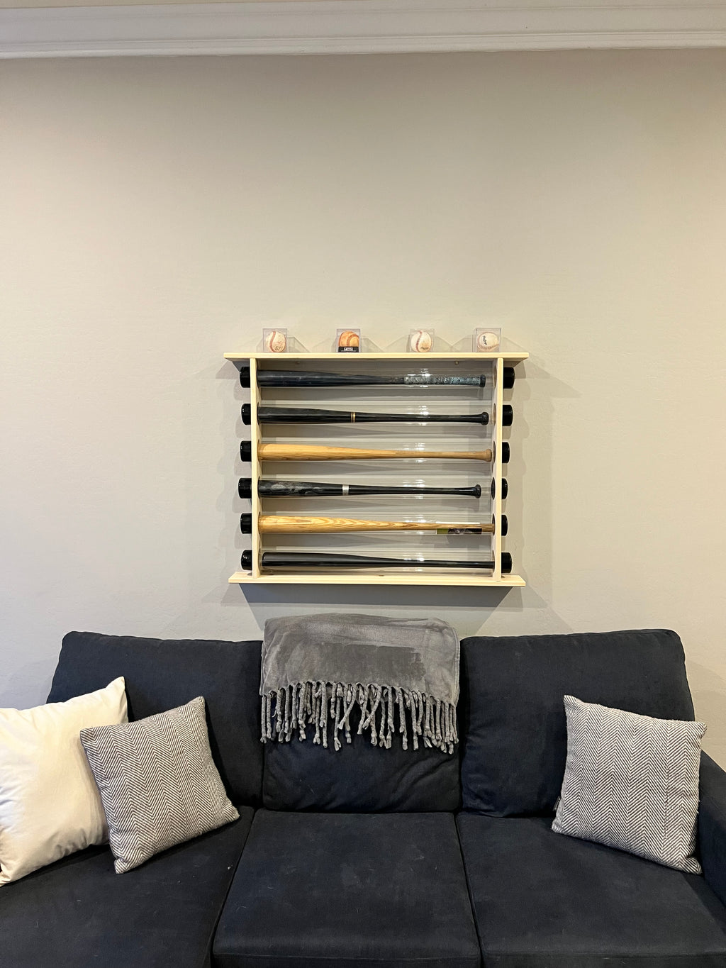 6 Bat rack - Pine wood